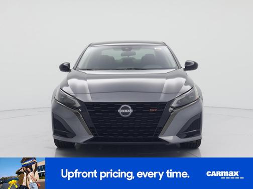 Gray 2023 Nissan Altima SR