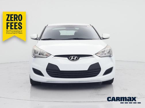 White 2016 Hyundai Veloster