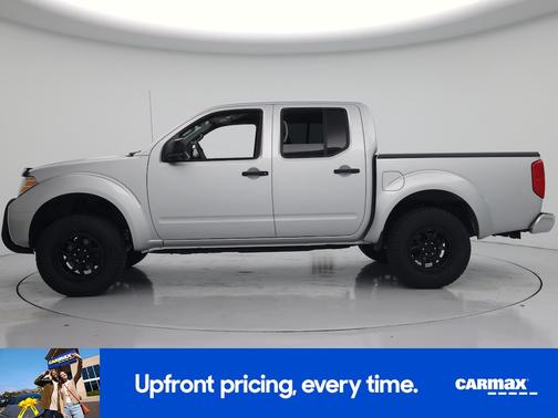 Silver 2017 Nissan Frontier SV