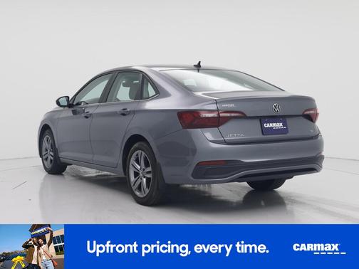 Gray 2023 Volkswagen Jetta SE