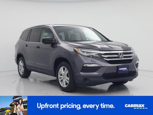 Gray 2018 Honda Pilot LX
