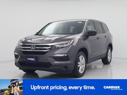 Gray 2018 Honda Pilot LX