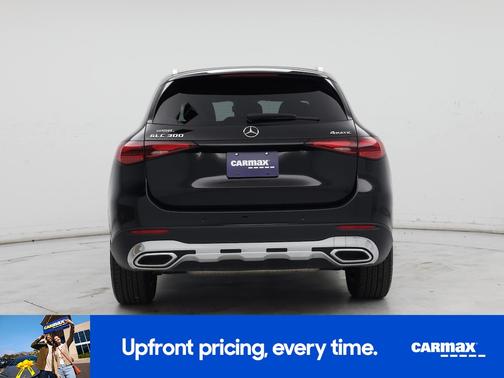 2024 Mercedes-Benz GLC 300 