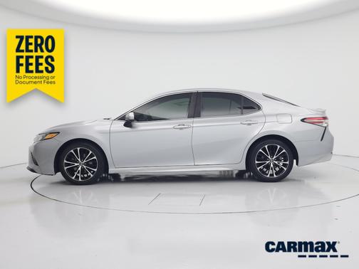 Gray 2018 Toyota Camry SE