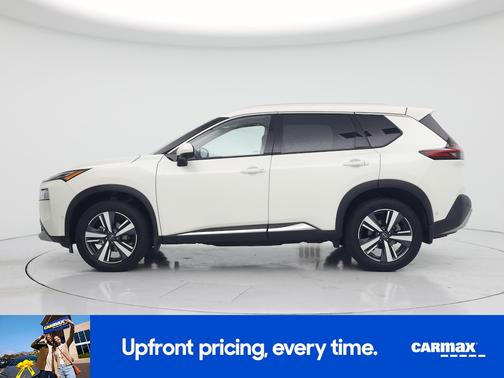 White 2022 Nissan Rogue Platinum