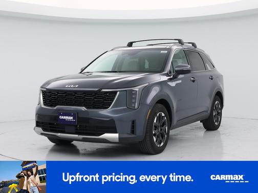 Gray 2024 Kia Sorento S