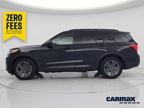Black 2024 Ford Explorer XLT