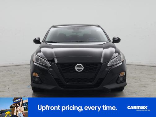 2022 Nissan Altima SR