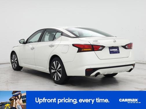 2022 Nissan Altima SV
