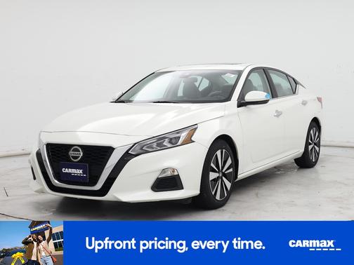 2022 Nissan Altima SV