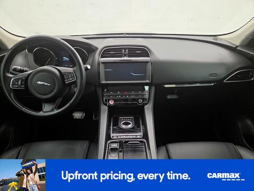 2019 Jaguar F-PACE 25t Premium