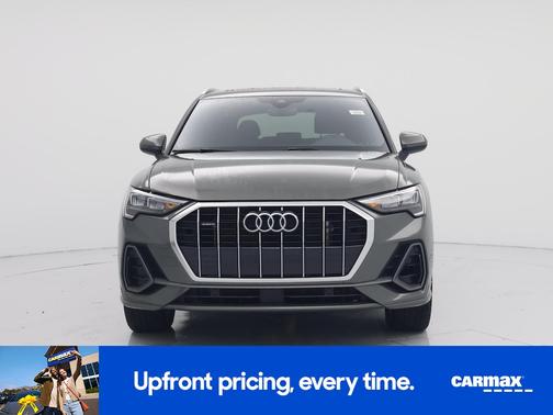 Green 2022 Audi Q3 S-Line Premium