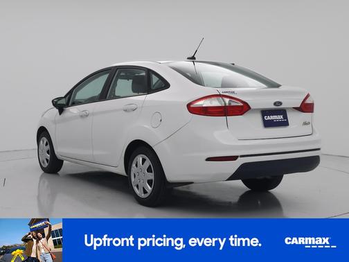 White 2016 Ford Fiesta S