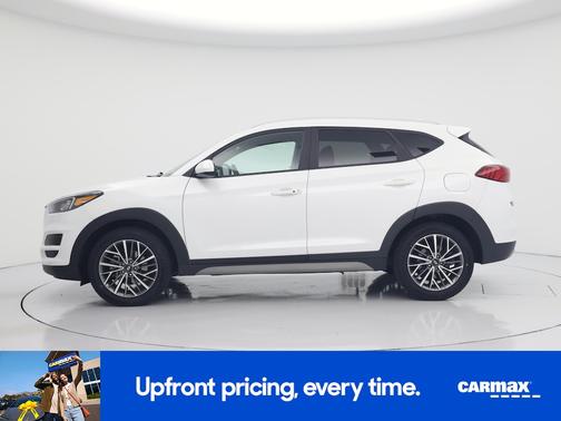 White 2019 Hyundai TUCSON SEL