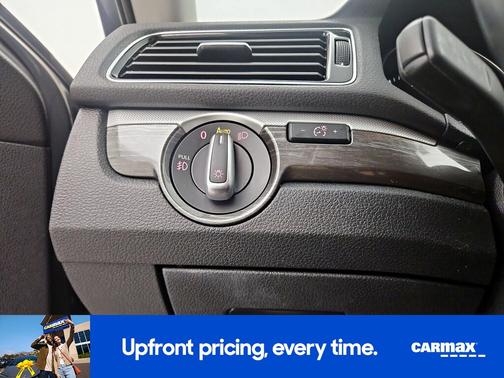 2017 Volkswagen Passat SEL Premium