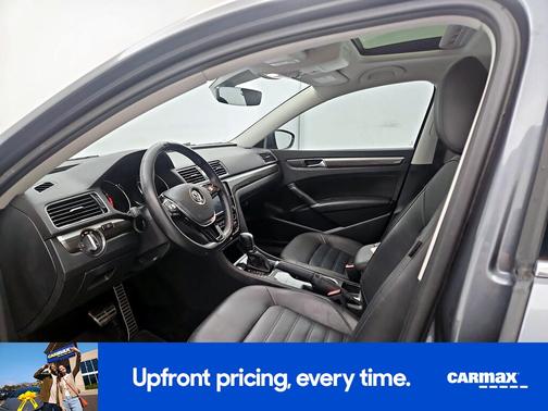 2017 Volkswagen Passat SEL Premium