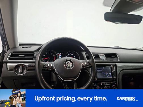 2017 Volkswagen Passat SEL Premium