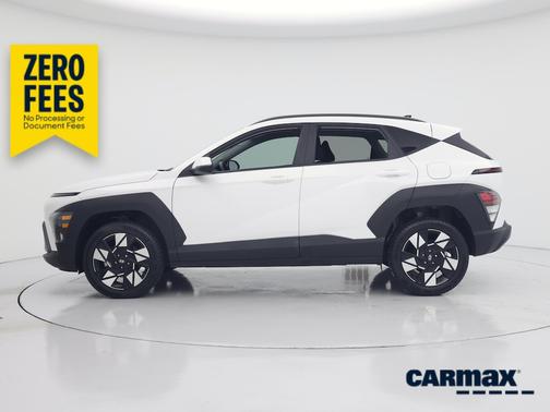 White 2024 Hyundai KONA SEL