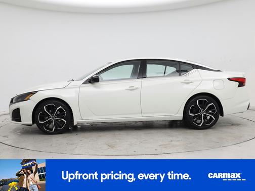2023 Nissan Altima SR