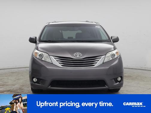 2017 Toyota Sienna XLE