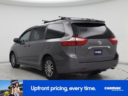 2019 Toyota Sienna XLE
