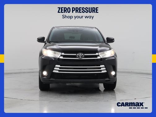 Black 2019 Toyota Highlander LE Plus