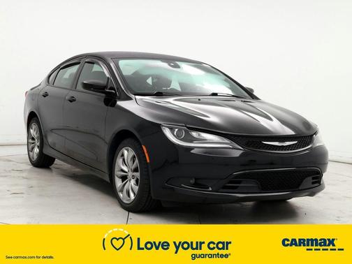 Photo 1 of 25 of 2016 Chrysler 200 S
