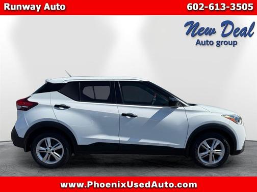 2020 Nissan Kicks S