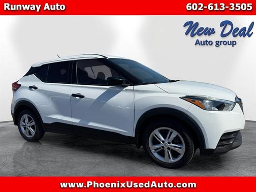 2020 Nissan Kicks S