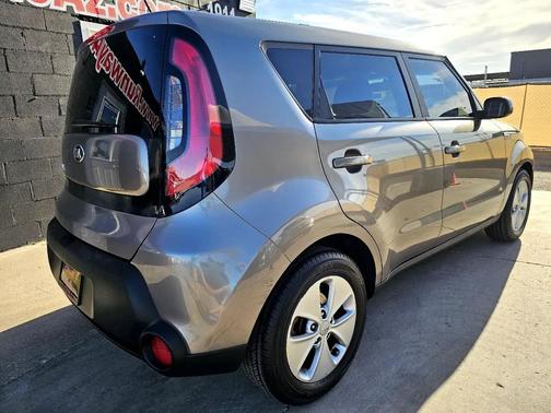 2016 Kia Soul Base