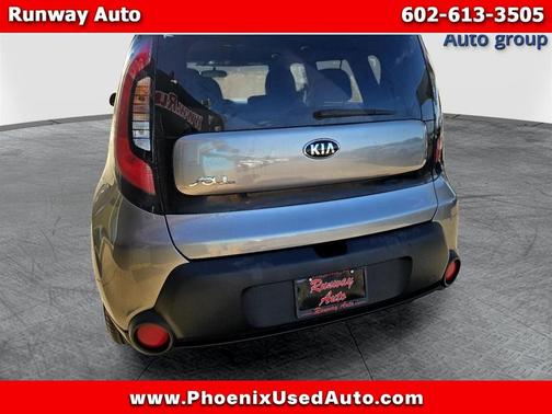 2016 Kia Soul Base