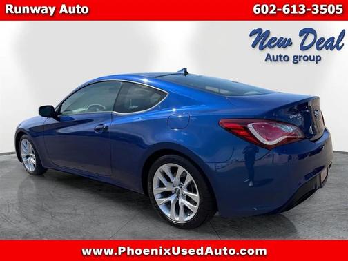 Ibiza Blue 2015 Hyundai Genesis Coupe 3.8 Base