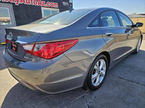 2011 Hyundai SONATA Limited
