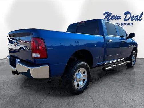 2017 RAM 2500 SLT Crew Cab 4x4 6'4' Box