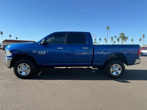 2017 RAM 2500 SLT Crew Cab 4x4 6'4' Box