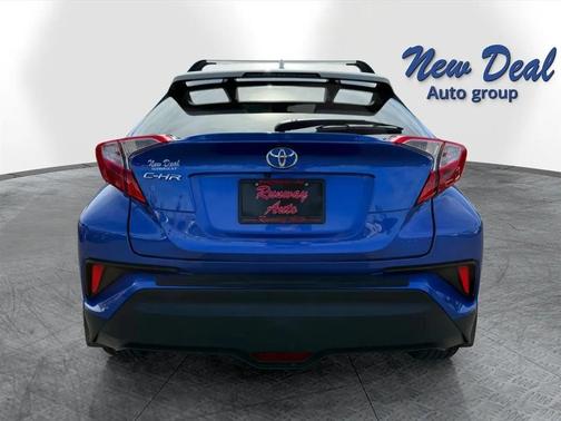 2018 Toyota C-HR XLE Premium