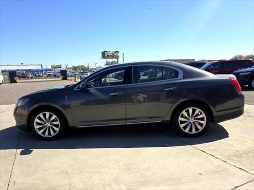 2015 Lincoln MKS Base