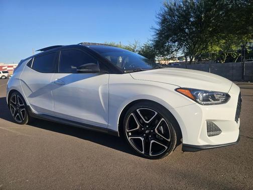 2019 Hyundai Veloster Base