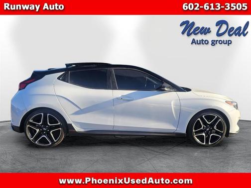 2019 Hyundai Veloster Base