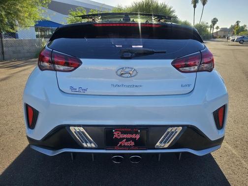 2019 Hyundai Veloster Base