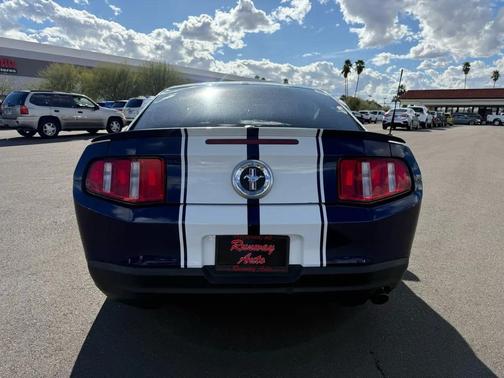 2010 Ford Mustang Premium