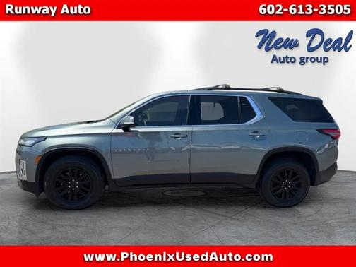 Silver Sage Metallic 2023 Chevrolet Traverse LT Cloth