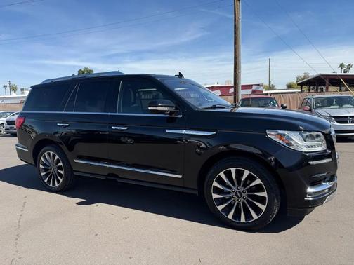 2018 Lincoln Navigator Select