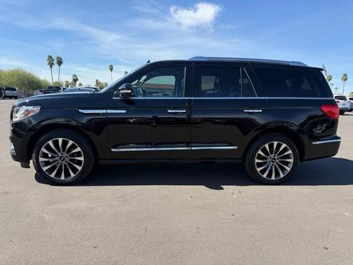 2018 Lincoln Navigator Select