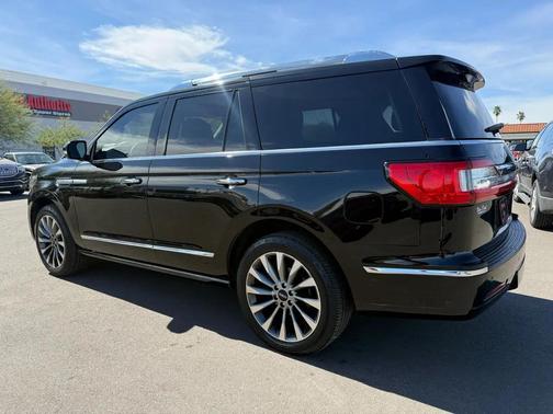 2018 Lincoln Navigator Select