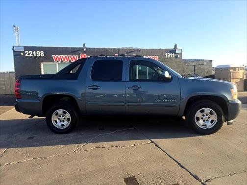 2011 Chevrolet Avalanche 1500 LS