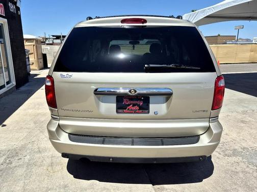 2007 Chrysler Town & Country Limited