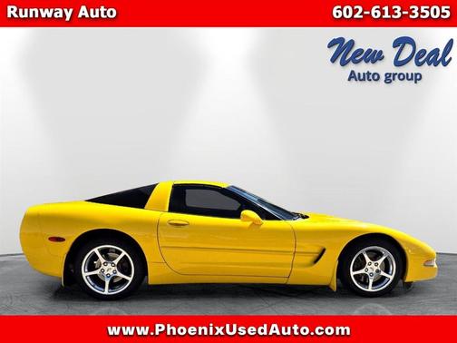 2001 Chevrolet Corvette Base