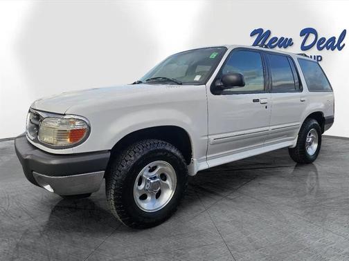 2000 Ford Explorer XLT
