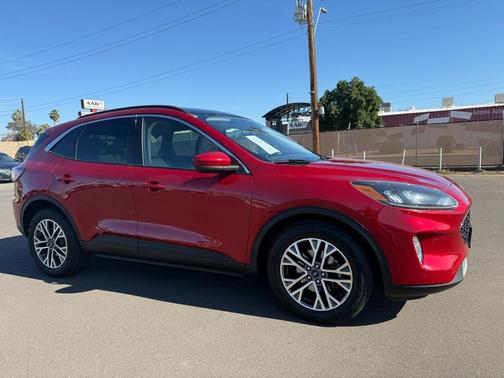2021 Ford Escape SEL